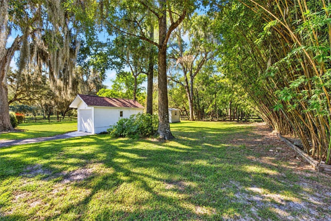 2750 NE 175th Street Road, Citra, FL 32113 Photo