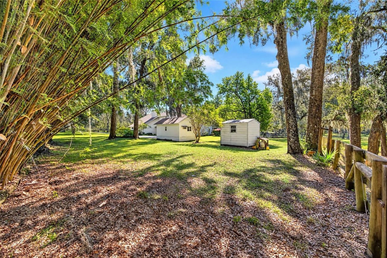 2750 NE 175th Street Road, Citra, FL 32113 Photo