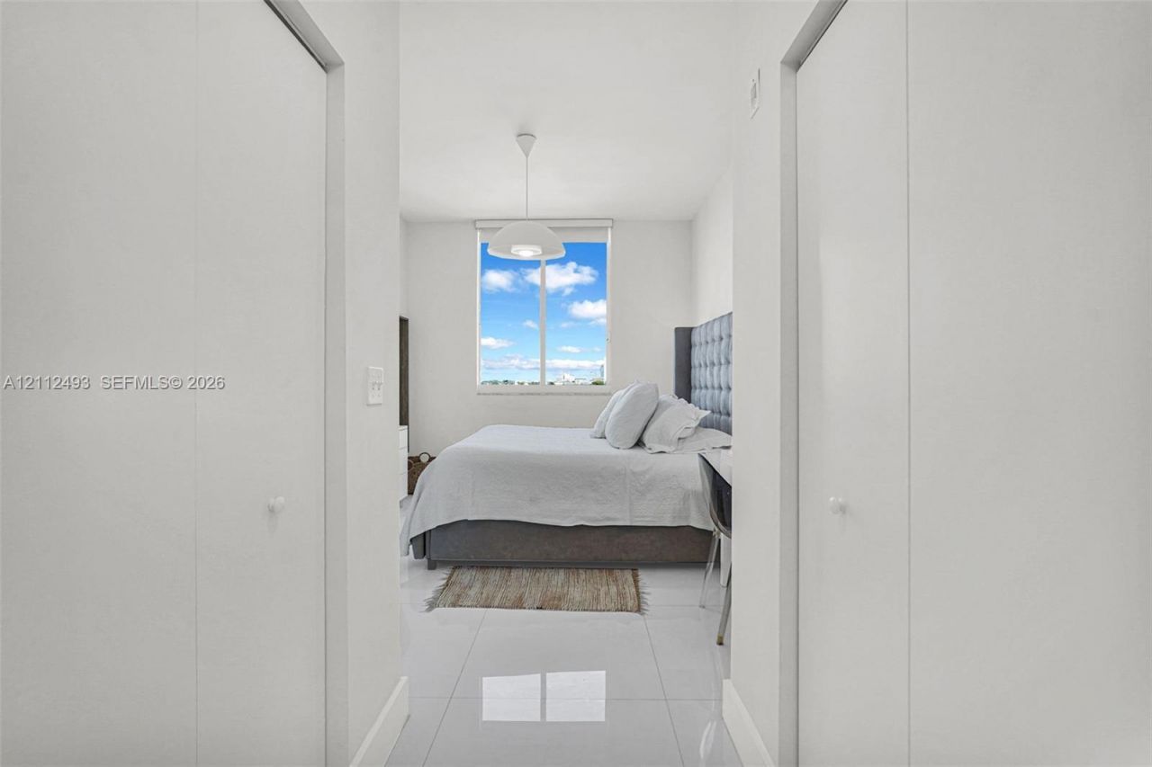 2775 NE 187th St, Unit PENTHOUSE, Aventura, FL 33180 Photo