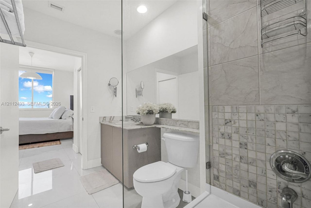 2775 NE 187th St, Unit PENTHOUSE, Aventura, FL 33180 Photo