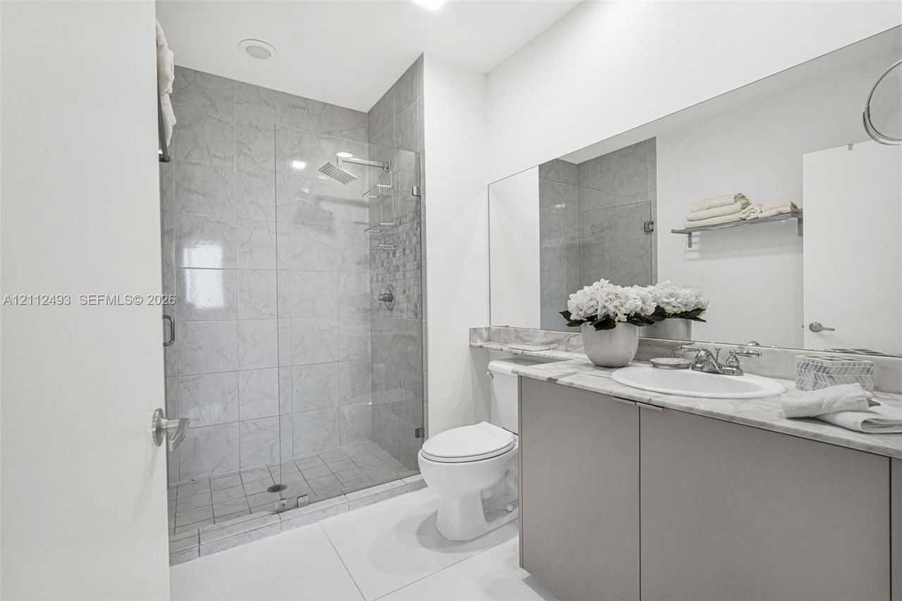 2775 NE 187th St, Unit PENTHOUSE, Aventura, FL 33180 Photo