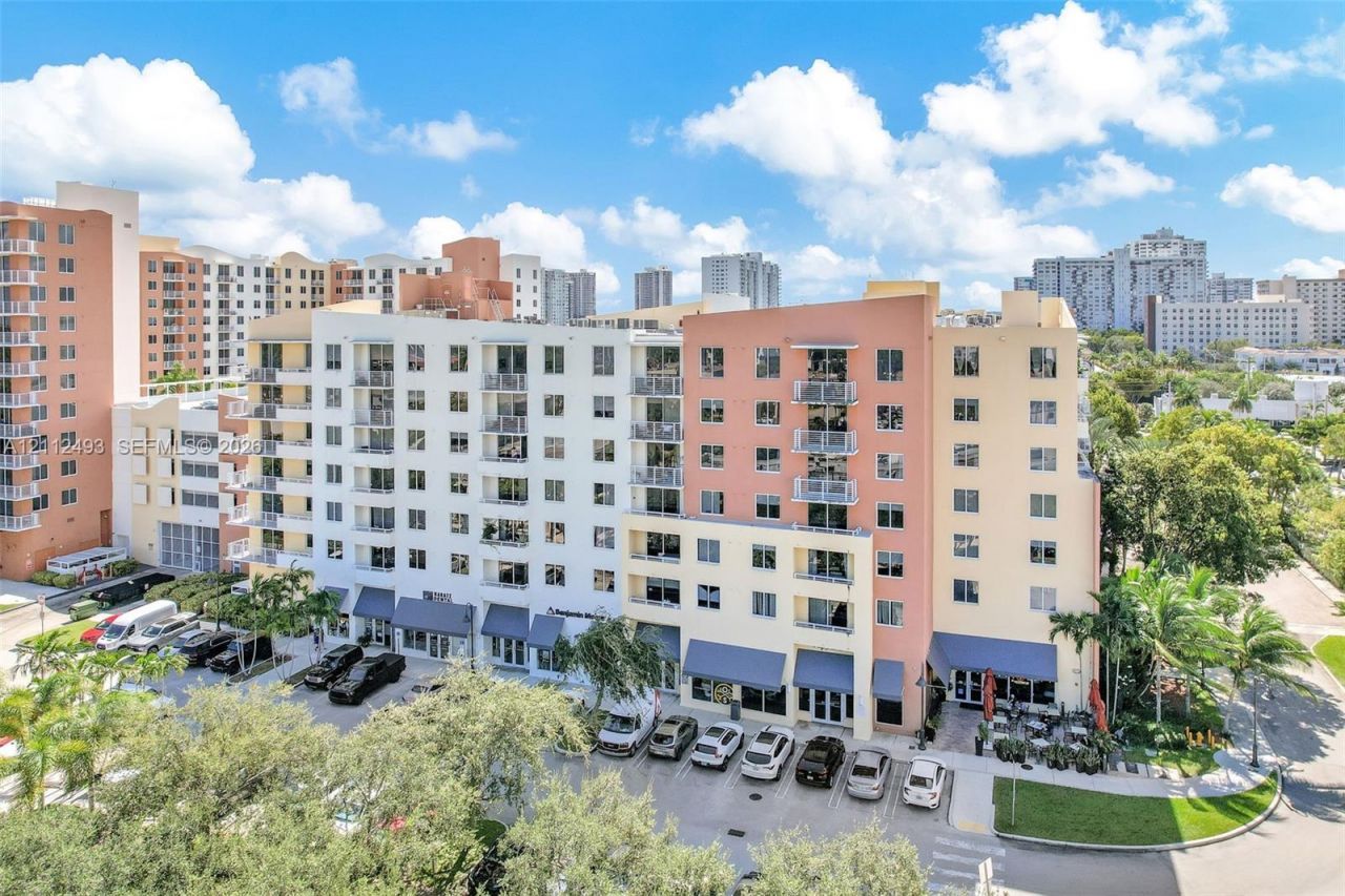 2775 NE 187th St, Unit PENTHOUSE, Aventura, FL 33180 Photo