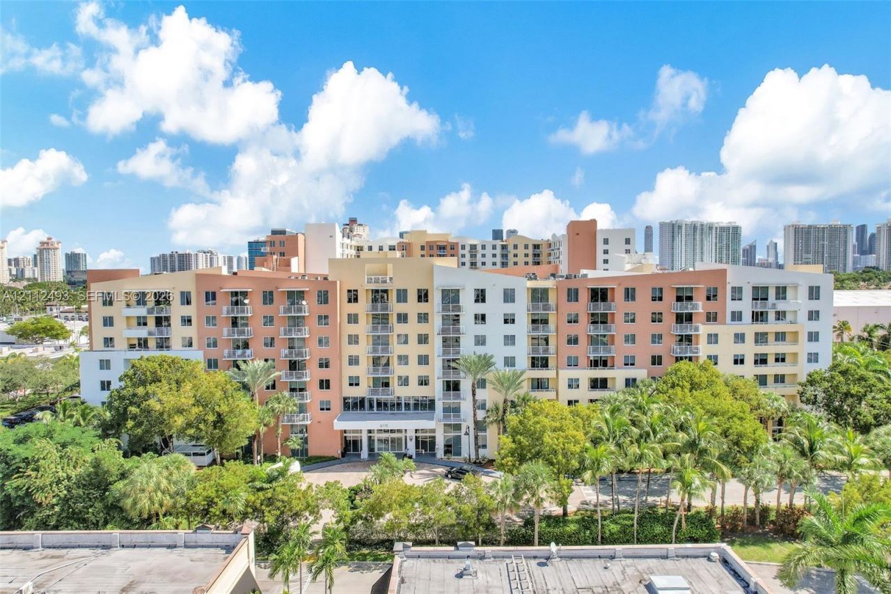 2775 NE 187th St, Unit PENTHOUSE, Aventura, FL 33180 Photo