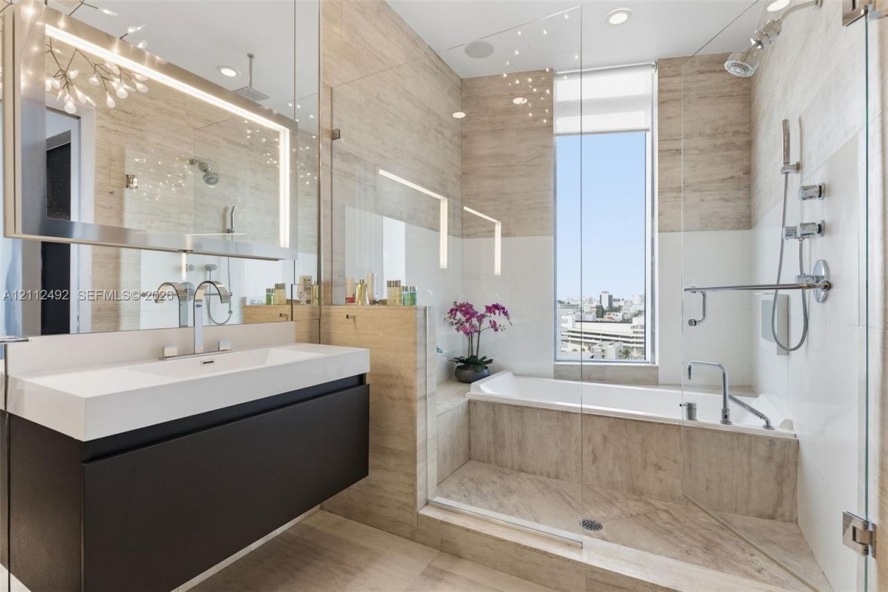 1445 16th St, Unit PH-3, Miami Beach, FL 33139 Photo