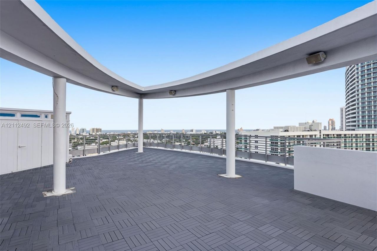 1445 16th St, Unit PH-3, Miami Beach, FL 33139 Photo