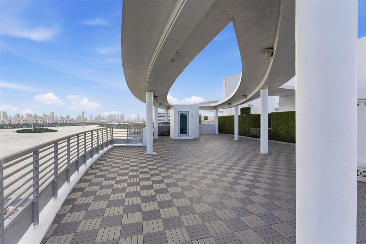 1445 16th St, Unit PH-3, Miami Beach, FL 33139 Photo