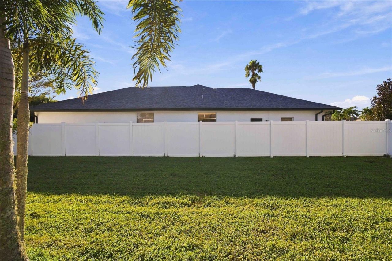 6274 Aventura Drive , Sarasota, FL 34241 Photo