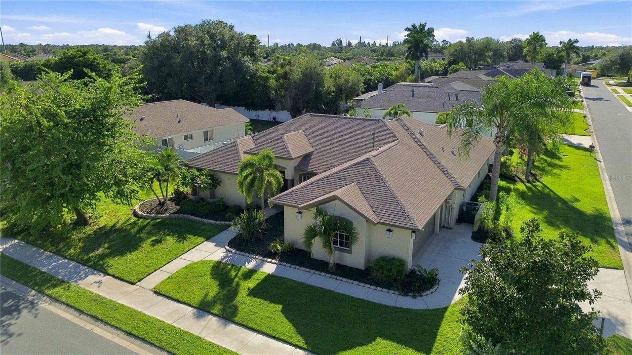 6274 Aventura Drive , Sarasota, FL 34241 Photo