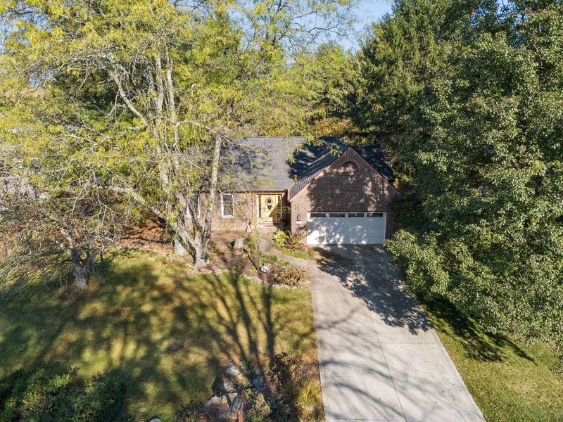 4492 Shire Mill Road, Hilliard, OH 43026 Photo 3