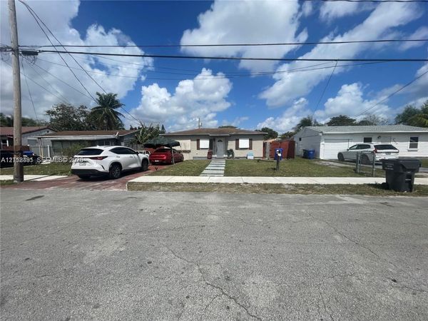 2509 Grant St , Hollywood, FL 33020