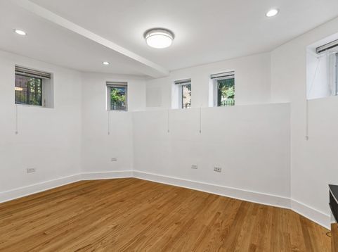 Main Photo