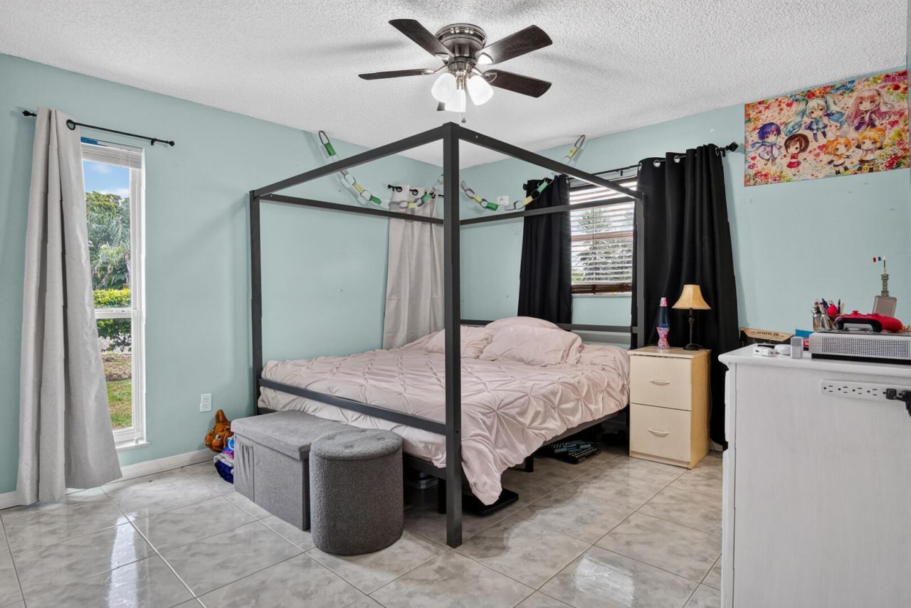 4652 SE Edison Avenue, Stuart, FL 34997 Photo