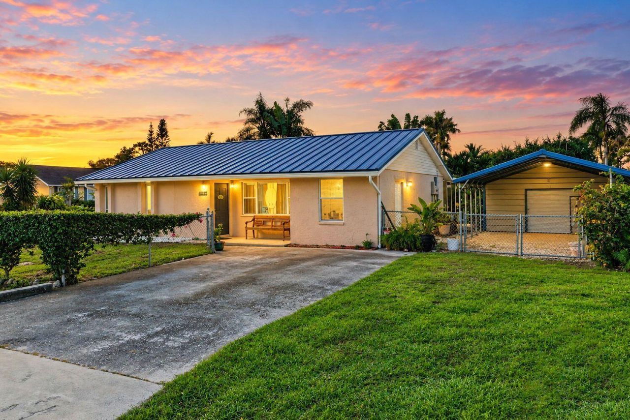 4652 SE Edison Avenue, Stuart, FL 34997 Photo