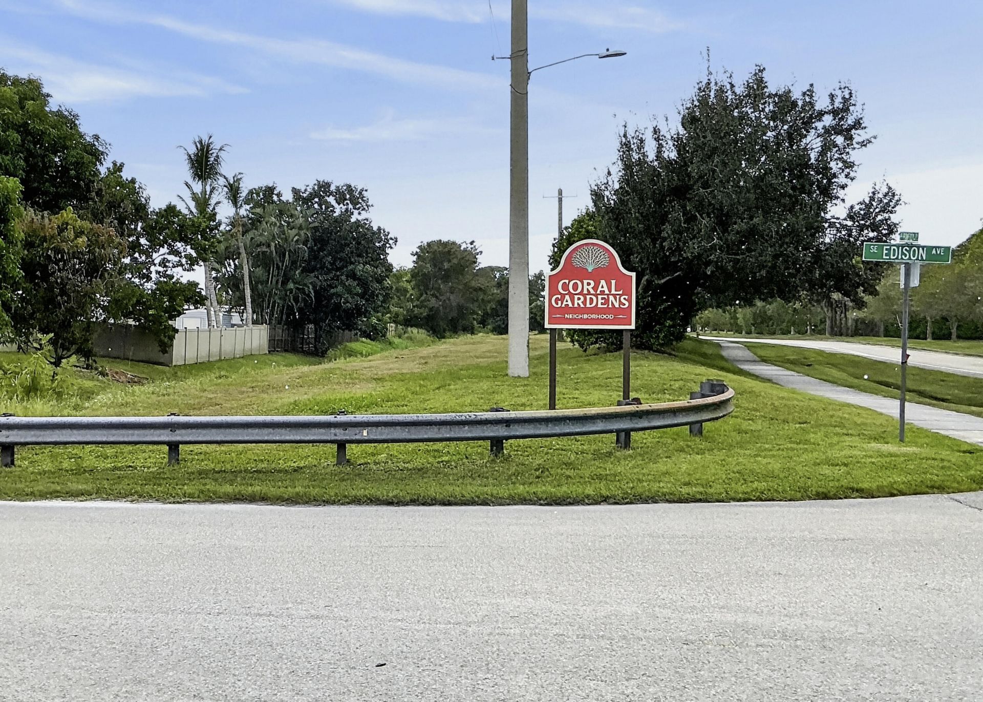 4652 SE Edison Avenue, Stuart, FL 34997 Photo
