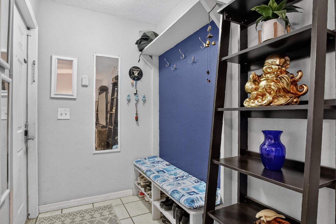 4652 SE Edison Avenue, Stuart, FL 34997 Photo