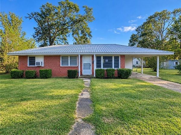 322 E School Street, Atmore, AL 36502