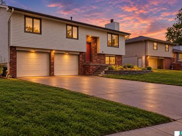 7231 Greenwood Court, Lincoln, NE 68507