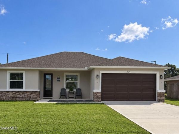 571 Charlotta Avenue SE , Palm Bay, FL 32909