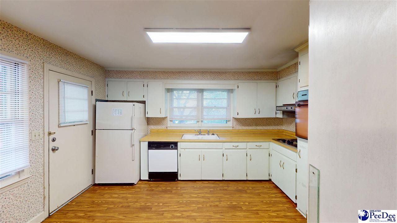 305 Cannon Drive Photo 5