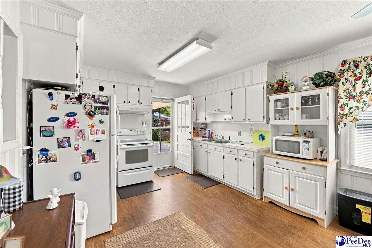 603 Spring St. Photo 11