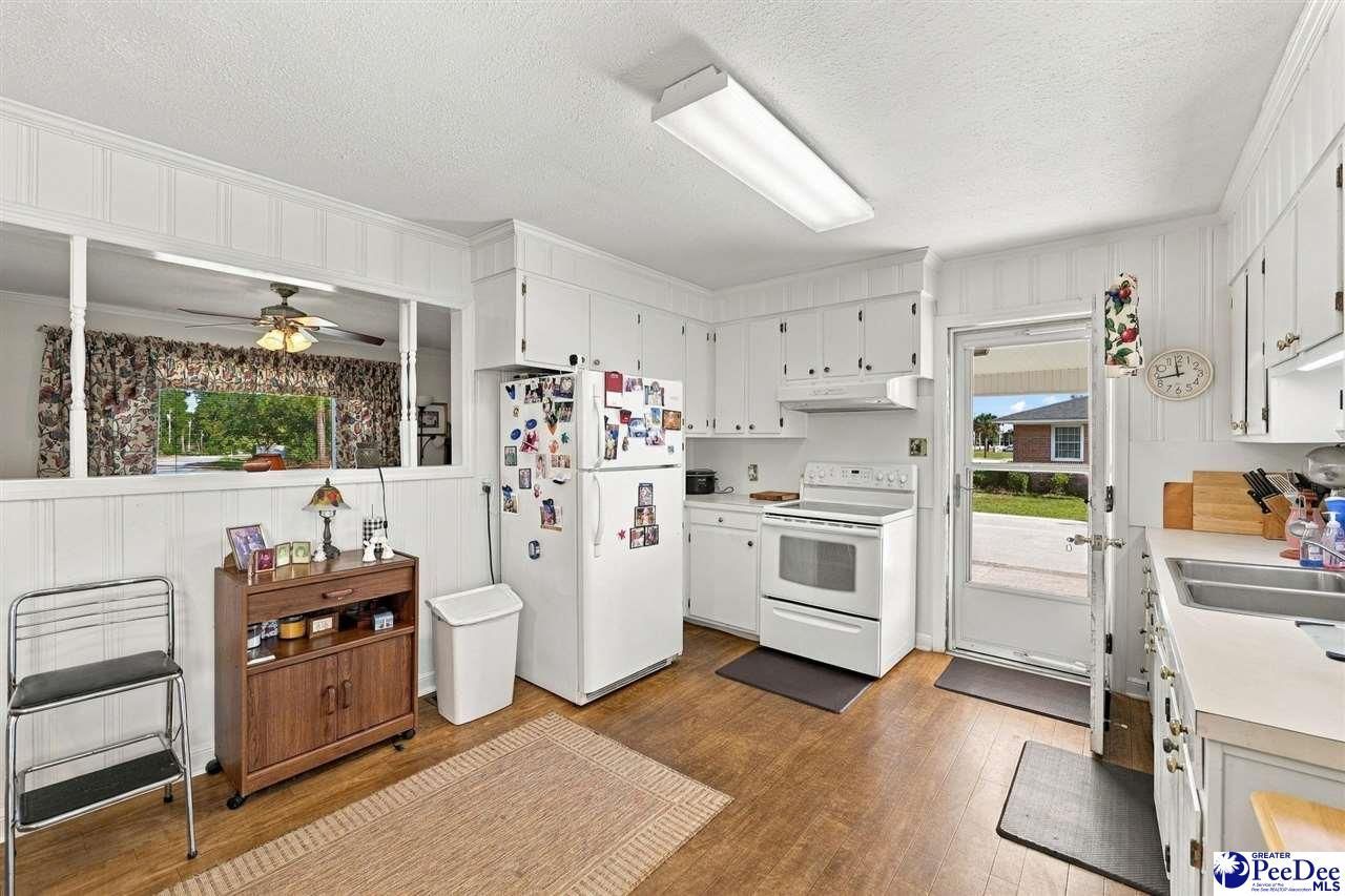 603 Spring St. Photo 12