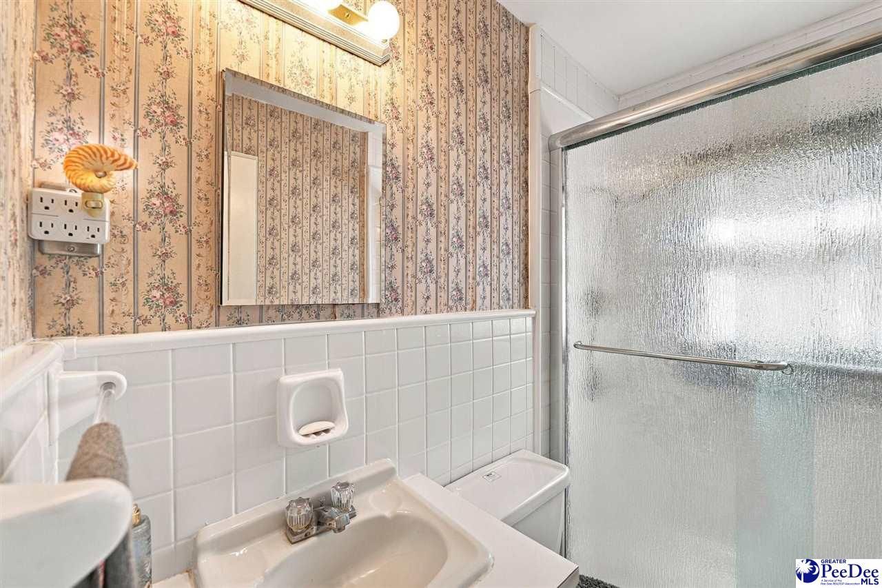 603 Spring St. Photo 24