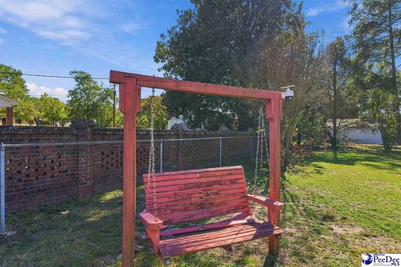 603 Spring St. Photo 33