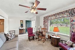 603 Spring St. photo 4