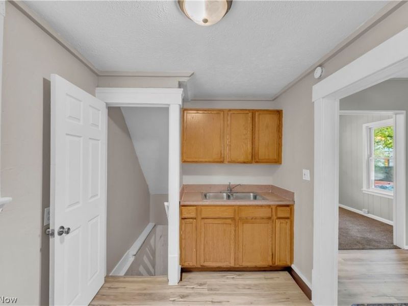 1325 Curtis Street , Akron, OH 44301 Photo 10