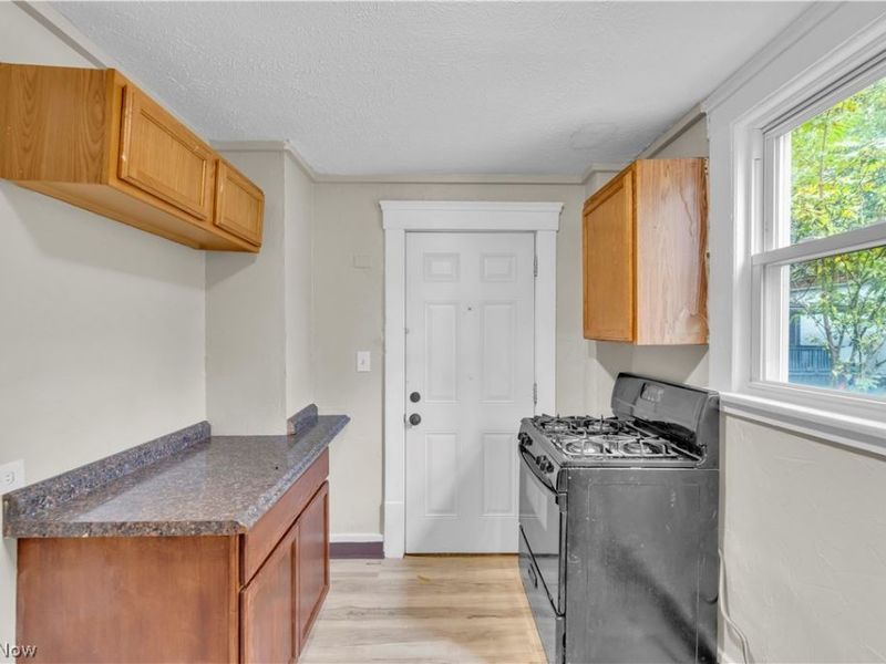 1325 Curtis Street , Akron, OH 44301 Photo 11