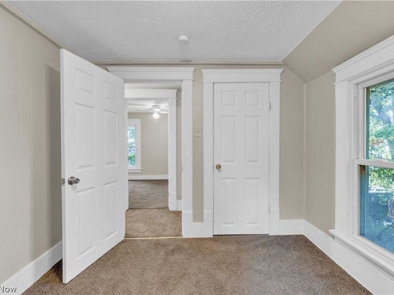 1325 Curtis Street , Akron, OH 44301 Photo 13