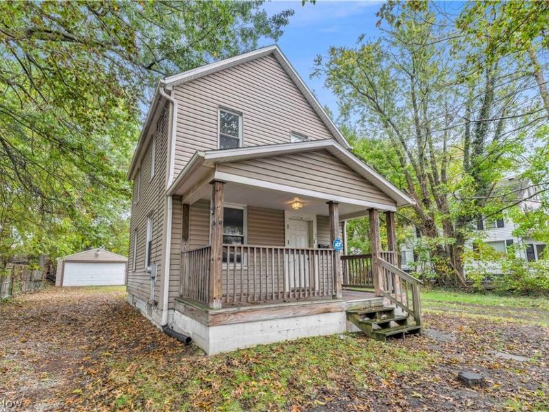 1325 Curtis Street , Akron, OH 44301 Photo 2