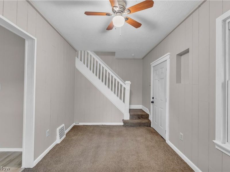 1325 Curtis Street , Akron, OH 44301 Photo 5