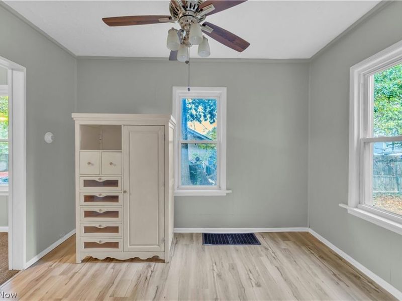 1325 Curtis Street , Akron, OH 44301 Photo 9