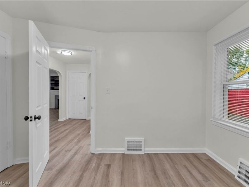 3674 W 103rd Street , Cleveland, OH 44111 Photo 11