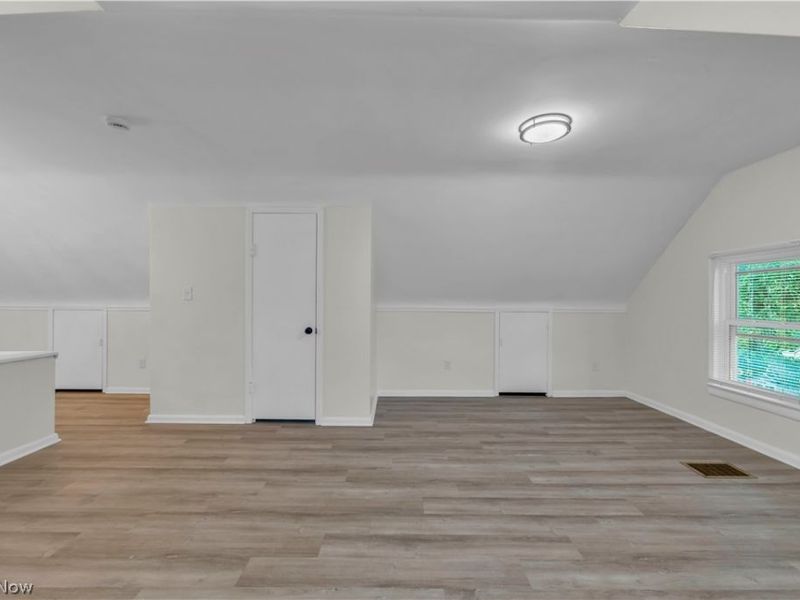 3674 W 103rd Street , Cleveland, OH 44111 Photo 20