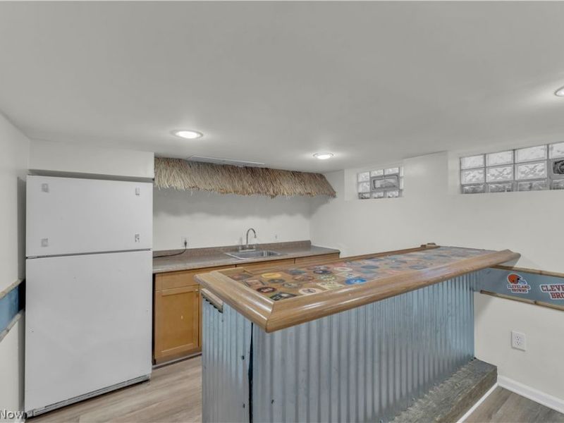 3674 W 103rd Street , Cleveland, OH 44111 Photo 9