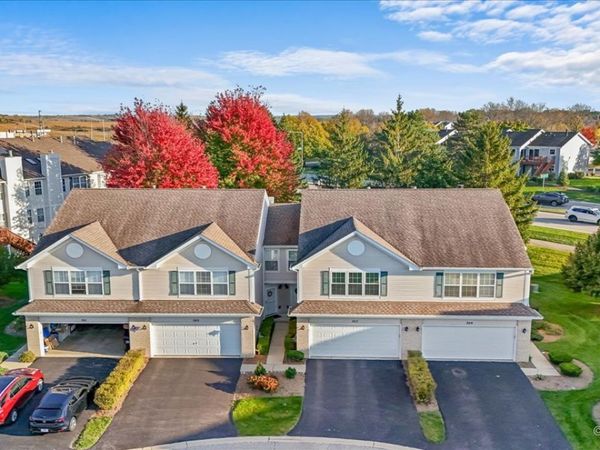 507 Windham Cove Drive , Crystal Lake, IL 60014