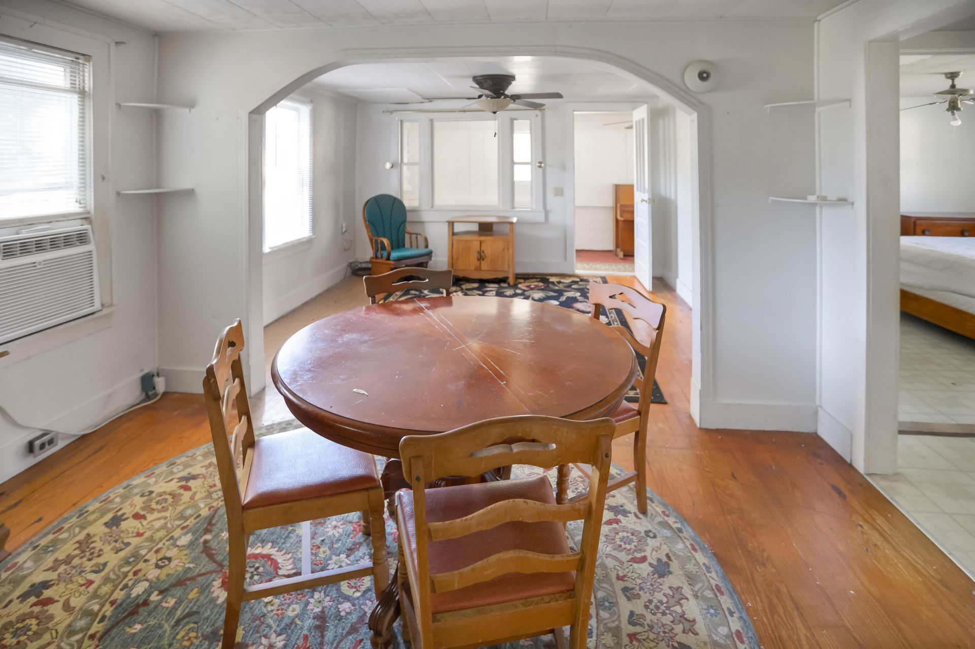 134 George Lane Photo 11