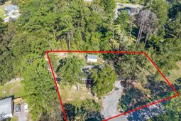 106 Fall Creek Boulevard photo 4