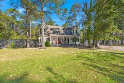 106 Fall Creek Boulevard photo 4