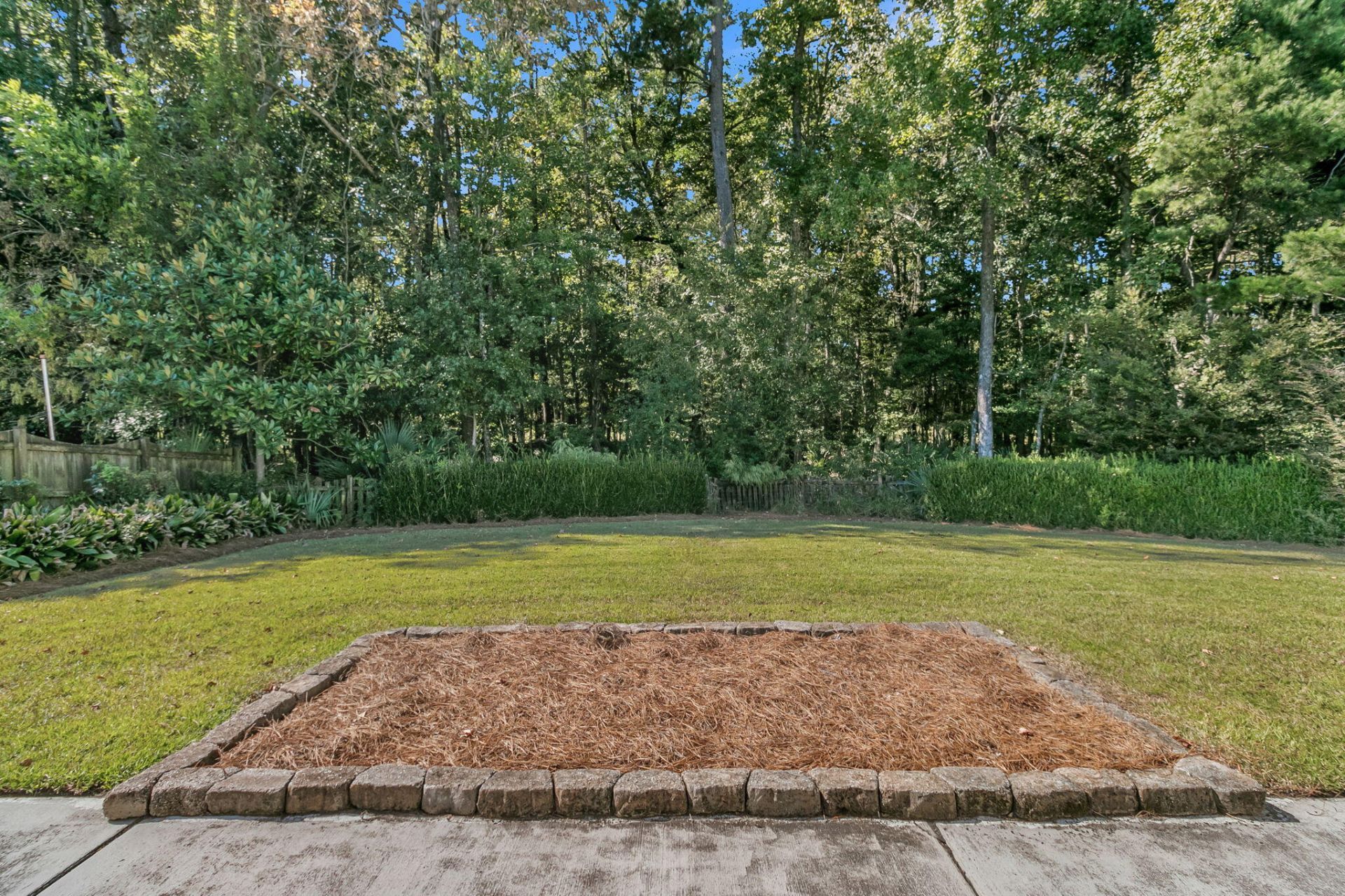 1445 Ashley Garden Boulevard Photo 29