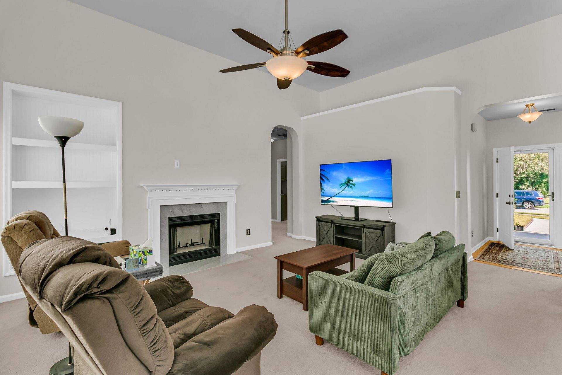 1445 Ashley Garden Boulevard Photo 8