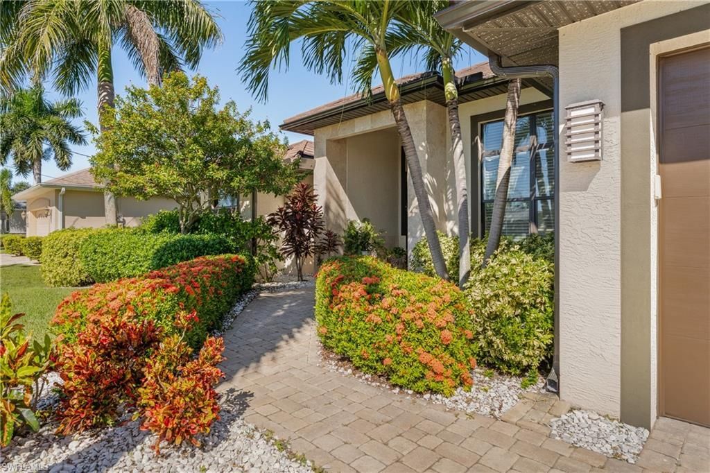2303 SW 39th St, Cape Coral, FL 33914 Photo