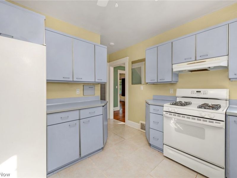 2032 Arthur Avenue, Lakewood, OH 44107 Photo 14
