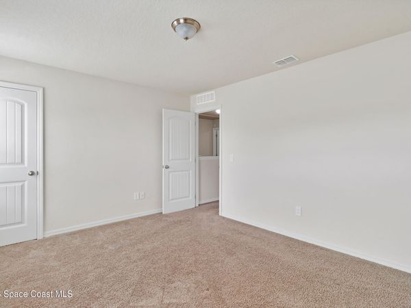 986 Aurelia Avenue SE , Palm Bay, FL 32909