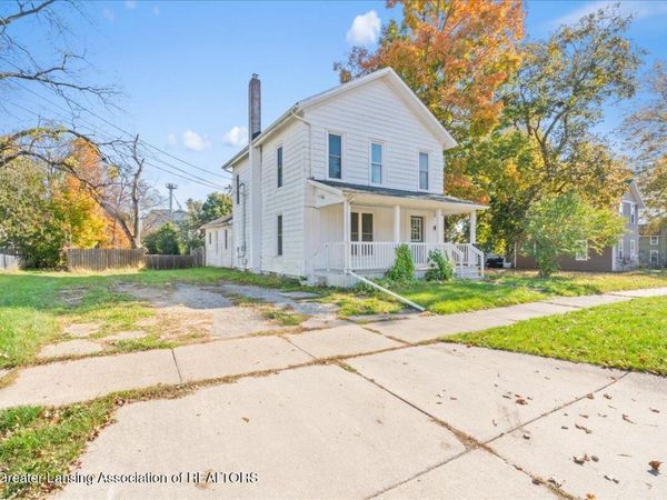 446 N Sheldon Street, Charlotte, MI 48813