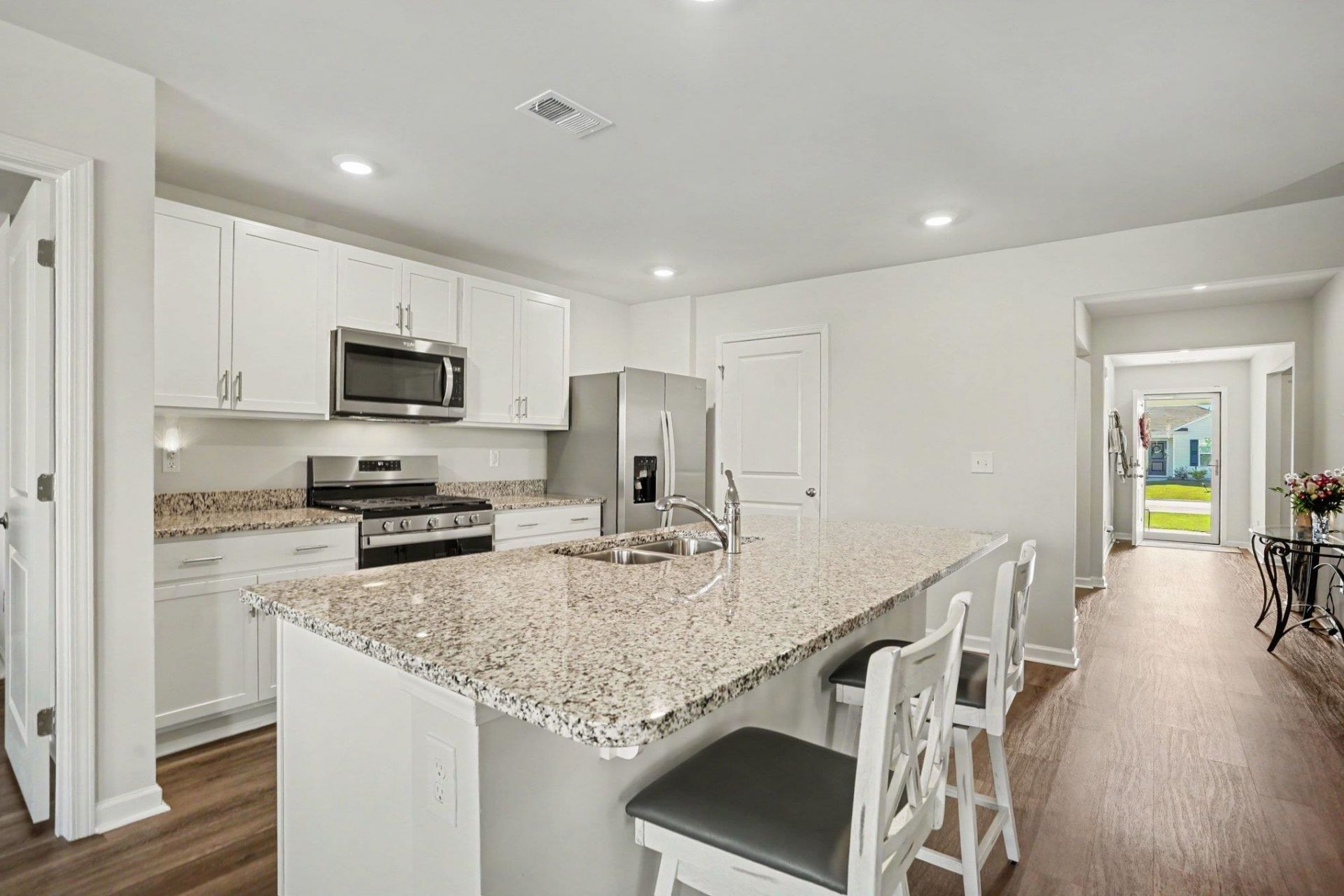 3481 Ashridge Way Photo 9