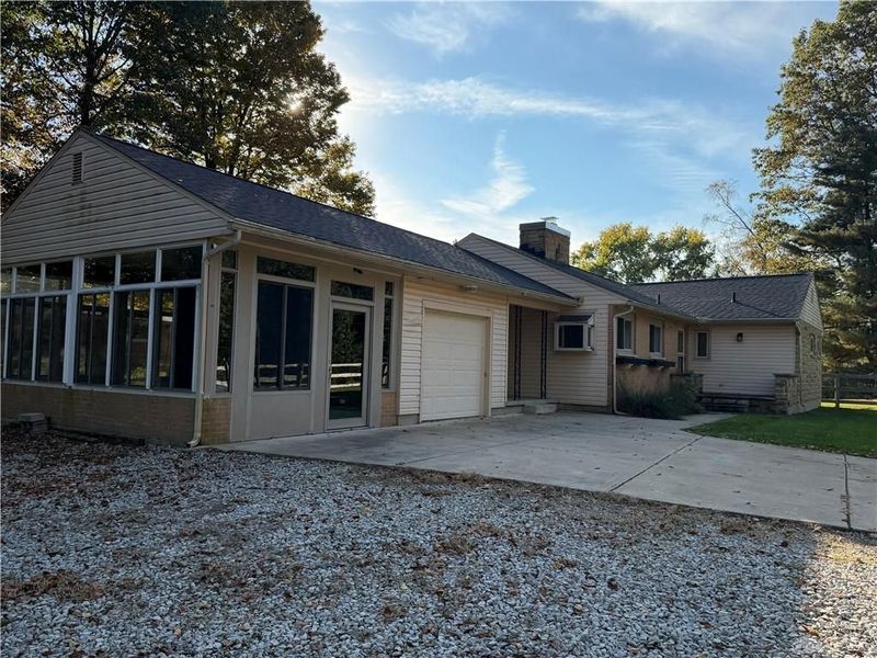 4477 E Centerville Road, Spring Valley Township, OH 45370 Photo 3