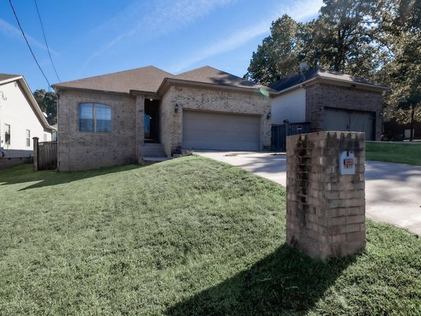 1911 Perry Street , Little Rock, AR 72205